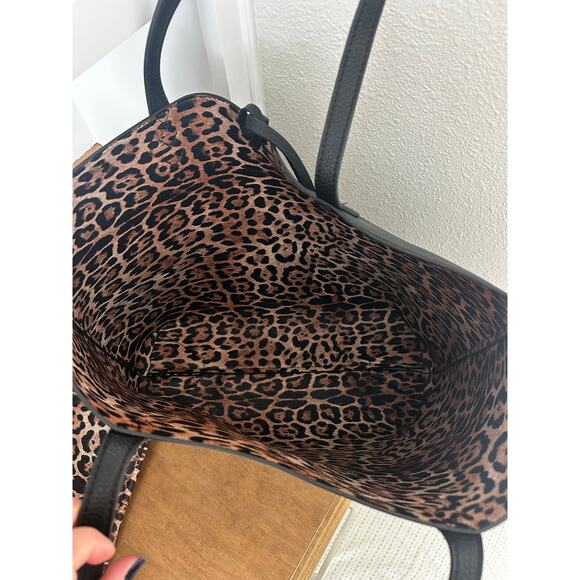 Black & leopard print inside Faux Leather Carry-all slouchy bag + two small bags - Picture 2 of 10